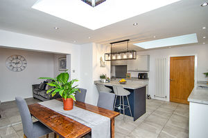 Photo 11- click for photo gallery